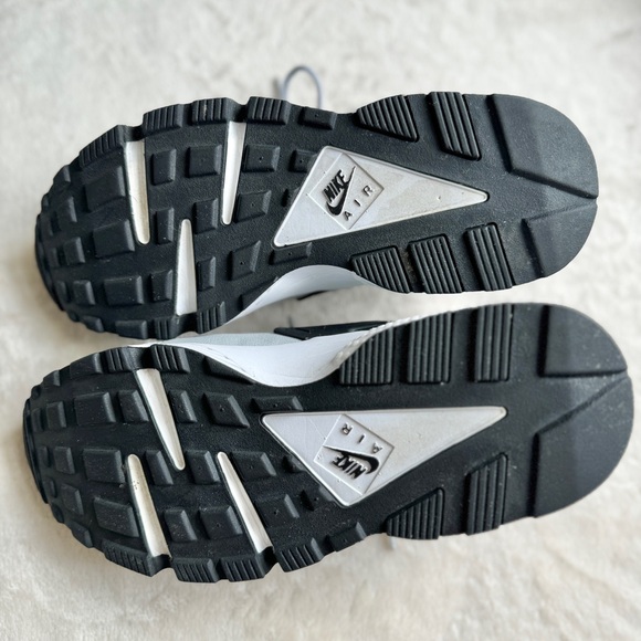 NIKE AIR HUARACHE RUN GRAPE WOMENS 8 SNEAKER ATHLETIC STREETWEAR SHOE - Picture 10 of 10